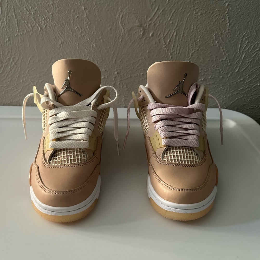 Women’s Air Jordan 4 Retro ‘Shimmer’ Size 5